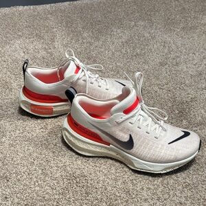 Nike Invincible 3
Men's Road Running Shoes
Size: 7